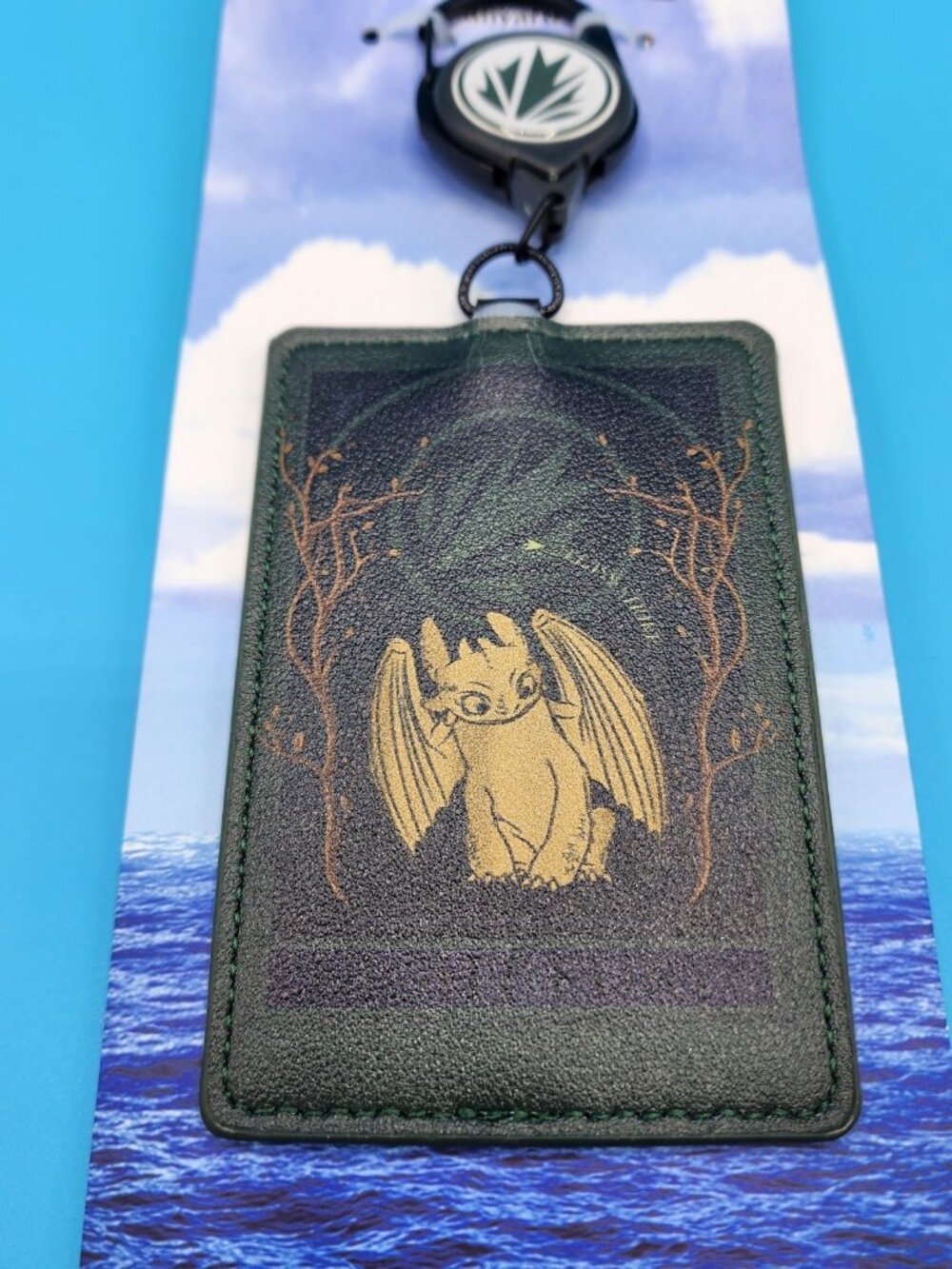 Dreamworks Dragons Tootless Green Retractable Lanyard ID Holder NEW